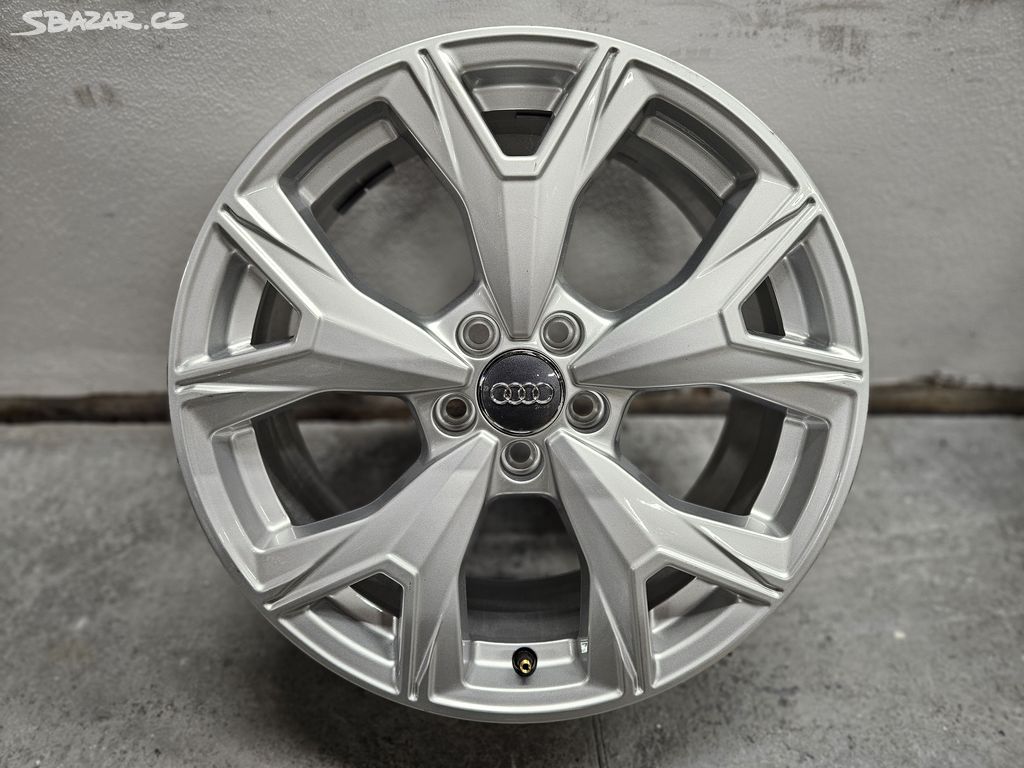 KOLA AUDI 17" 5X100 ET43 7J 57,1MM