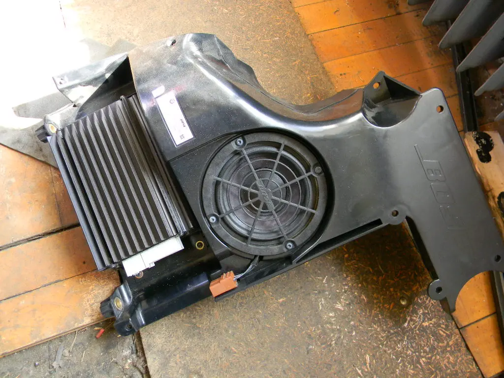 Náhled: Subwoofer Bose Pro alfa romeo 147 a Fiat PUNTO
