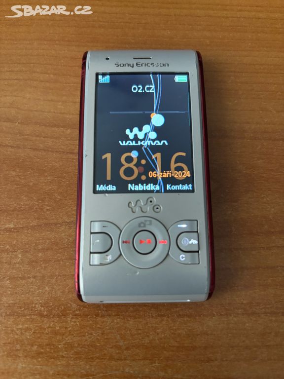 Sony Ericsson W595