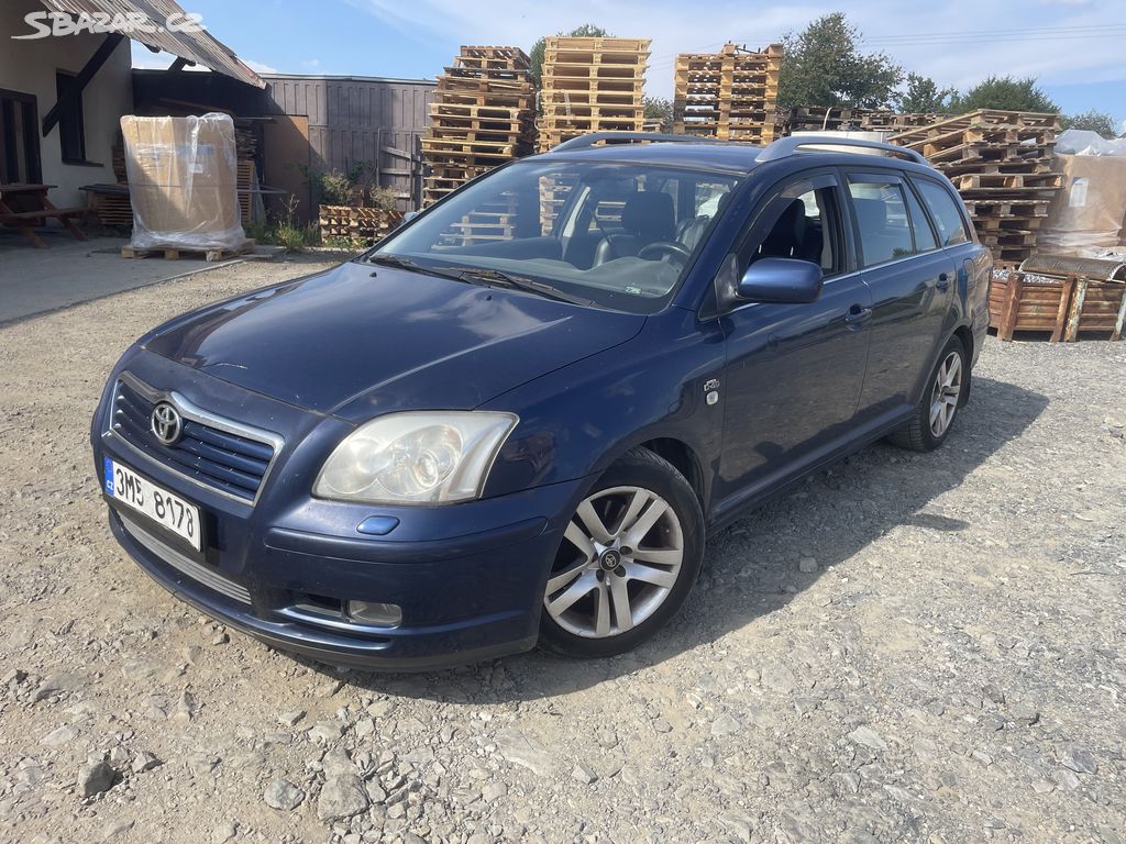 Toyota Avensis combi 2,0D-85kw--2005 Náhradní díly