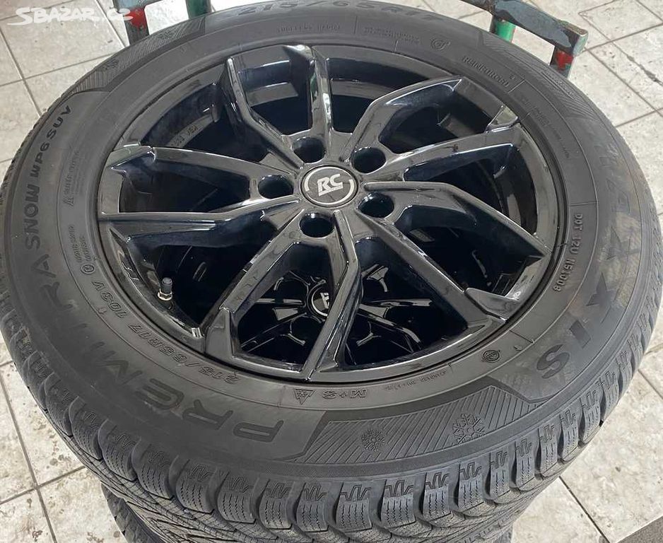 Sada alu RC DESIGN 7x17 5x114.3x67 ET43.5 Maxxis