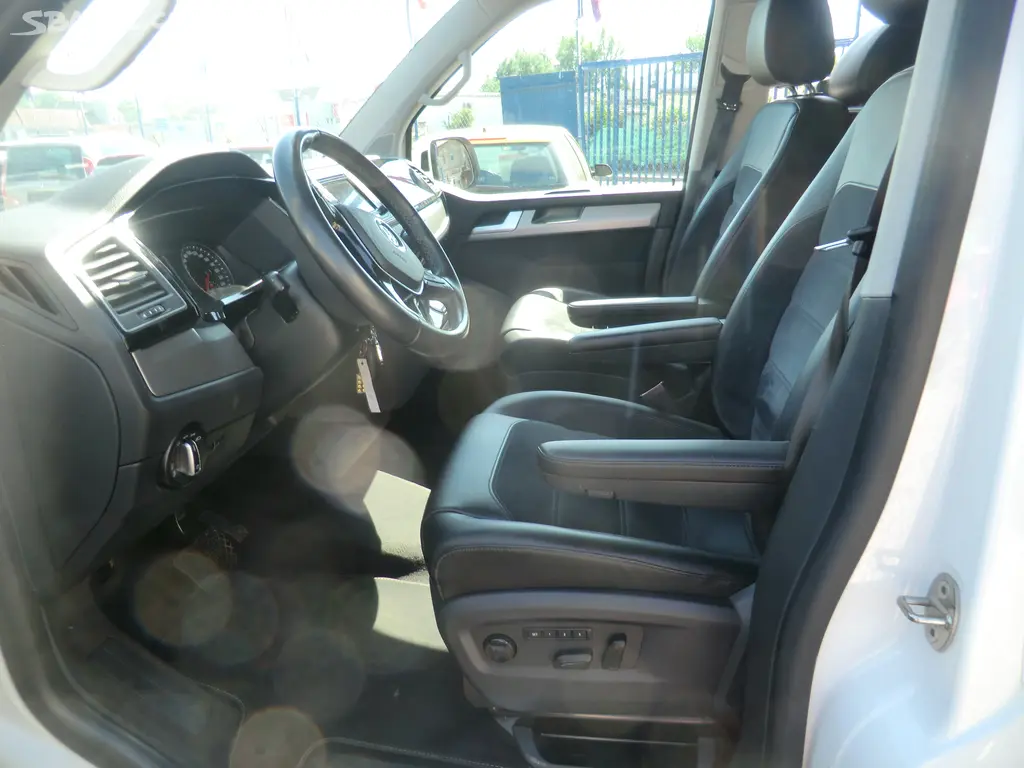 Volkswagen Multivan, 2.0TDi 150kW 4x4 DSG GEN SIX - fotka 5