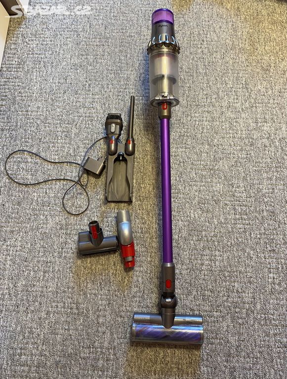 Dyson V 11