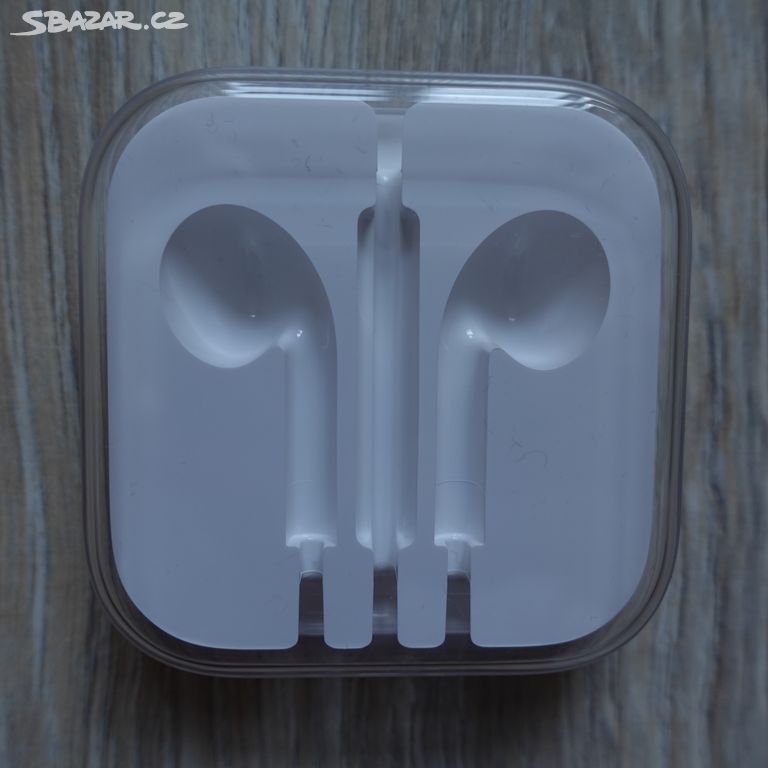 Plastová krabička na Apple EarPods