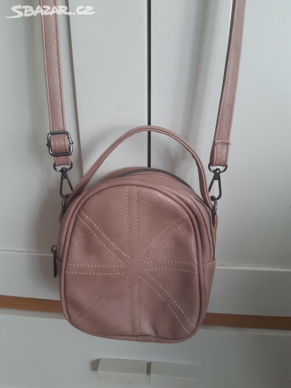 Kabelka pudrová crossbody malá