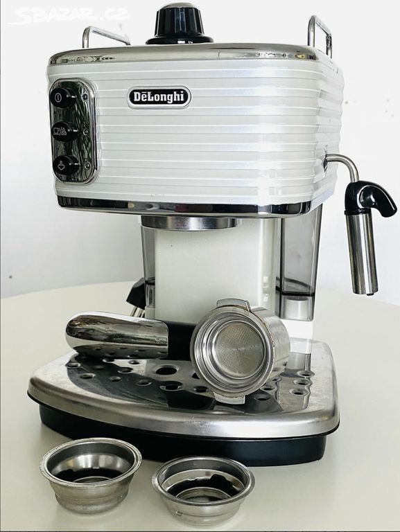 Kávovar De'Longhi Scultura ECZ 351.W