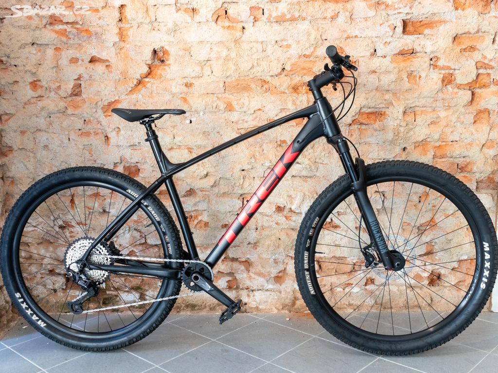 Horské kolo Trek X-Caliber 9 (Air, XT, 29")