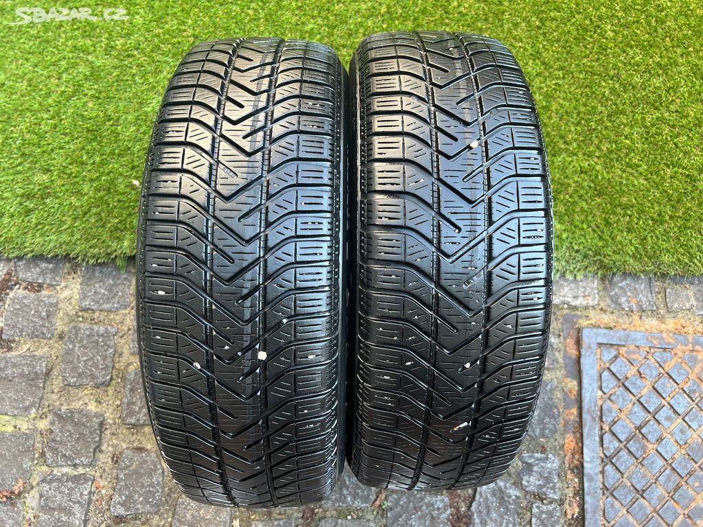 185 60 15 R15 zimní pneumatiky Pirelli