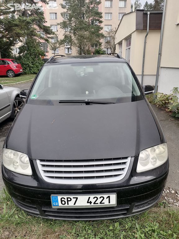 Vw touran 2.0 tdi 100kw azv