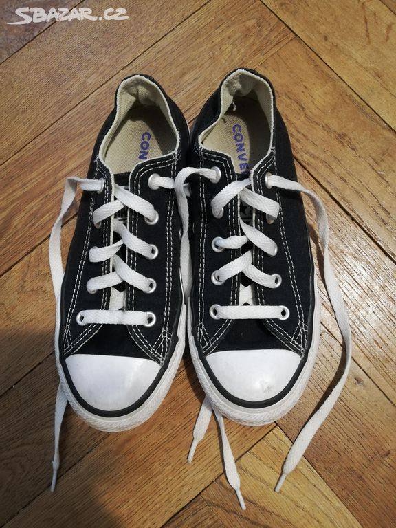 Tenisky Converse, vel. 33