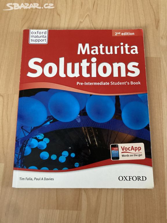 Maturita Solutions Pre-Intermediate students book