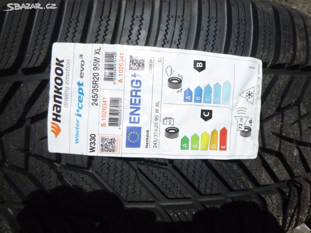 1x 245/35 r20 zimní pneu Hankook (DOT 2323)