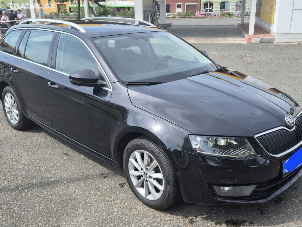 Škoda Octavia III 1.6 TDI DSG Style Combi