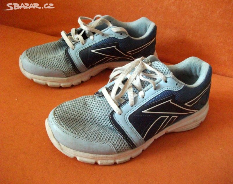 Botasky TENISKY obuv boty zn. REEBOK, 38-39