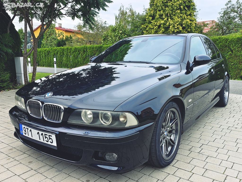 BMW M5 E39 V8