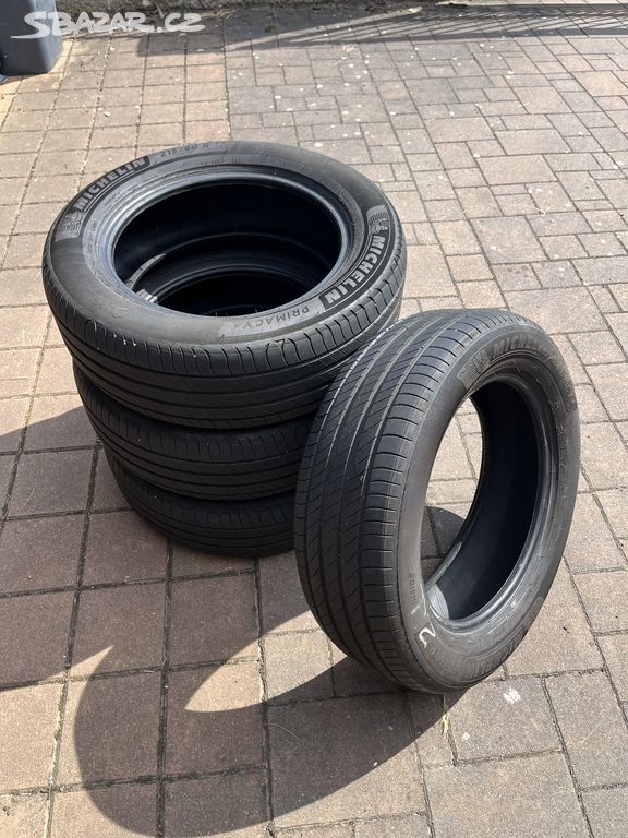 Letni pneu Michelin Primacy 4 215/60 R17