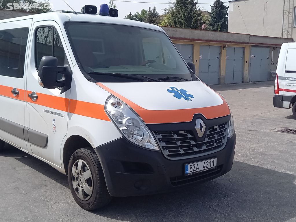 sanitní vůz Renault Master