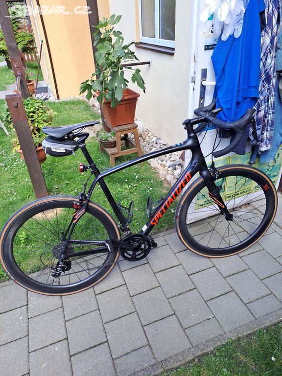 Silniční kolo Specialized Roubaix