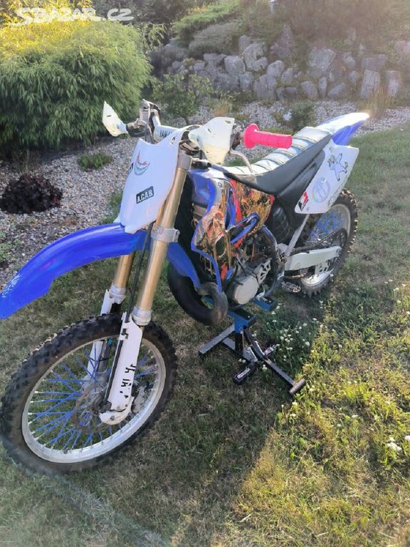 YAMAHA 250 2T