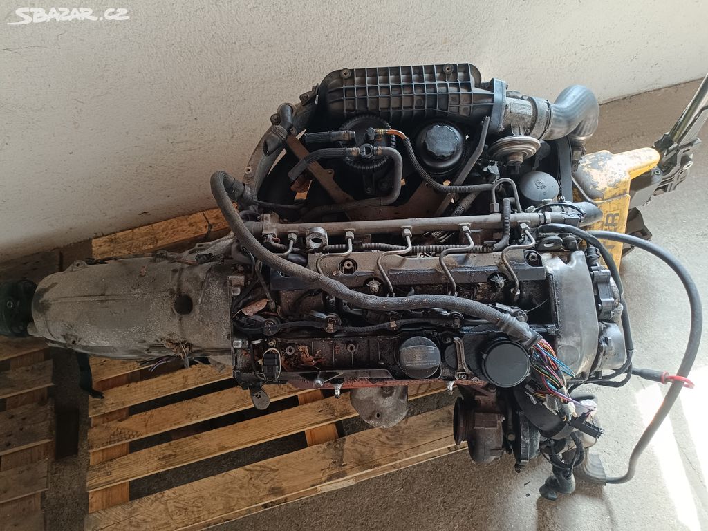 Motor Mercede-Benz 2,7 CDI E270