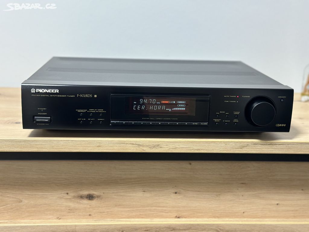 PIONEER F-502RDS KVALITNÍ STEREO TUNER S RDS !!