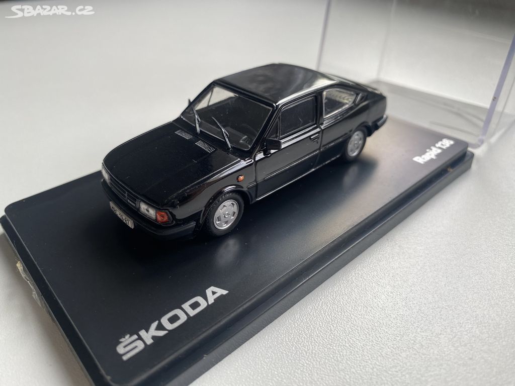 Škoda Rapid 136 1:43 černá Abrex