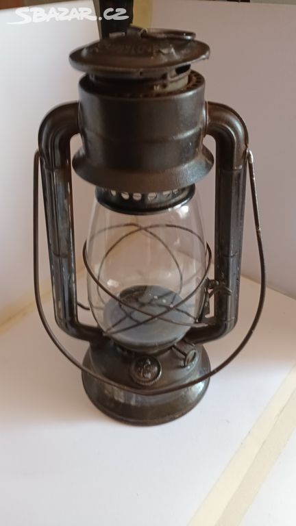 Stará petrolejová lampa Meva 865