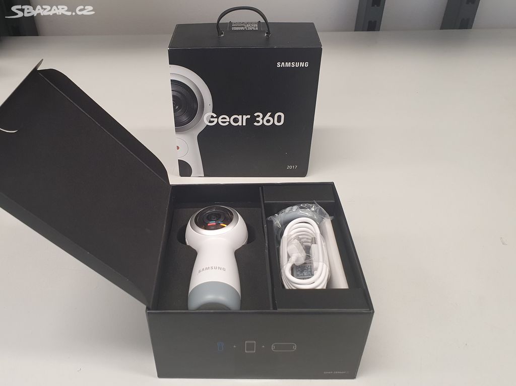 360° kamera Samsung Gear 360 (2017)