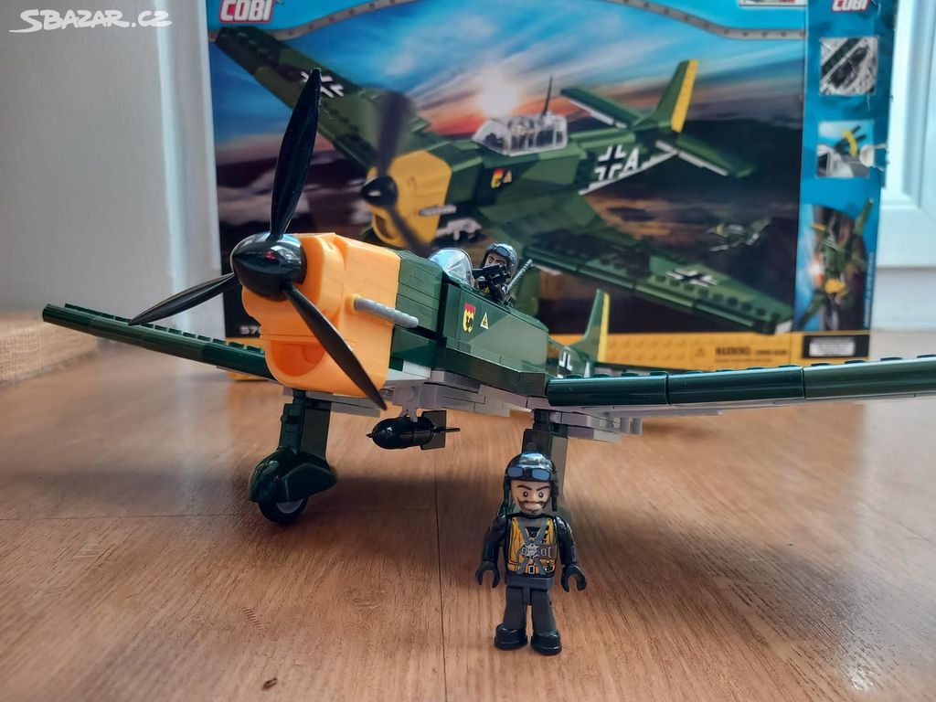 Cobi - Junkers Stuka 87B bombardér 2 piloti