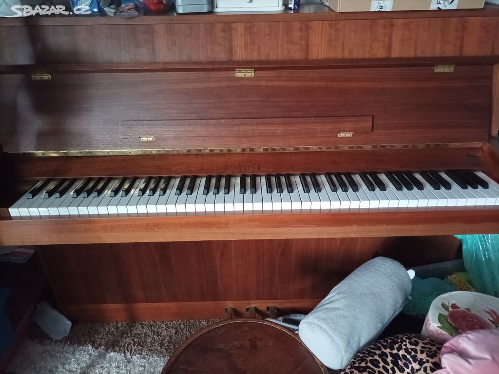 Piano - nejvyšší řada Rippen, výborný stav