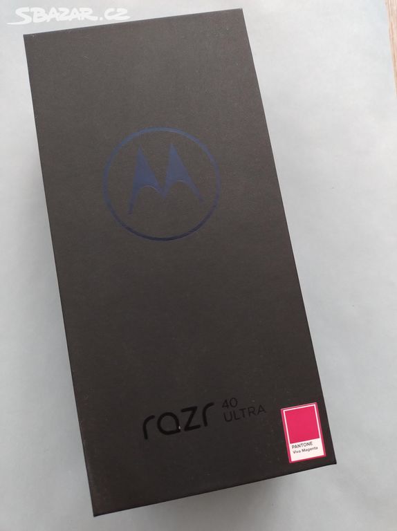 Nová Motorola razr 40 ultra