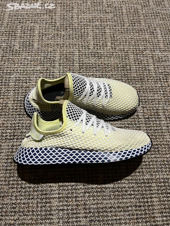 Adidas Deerupt, velikost 42