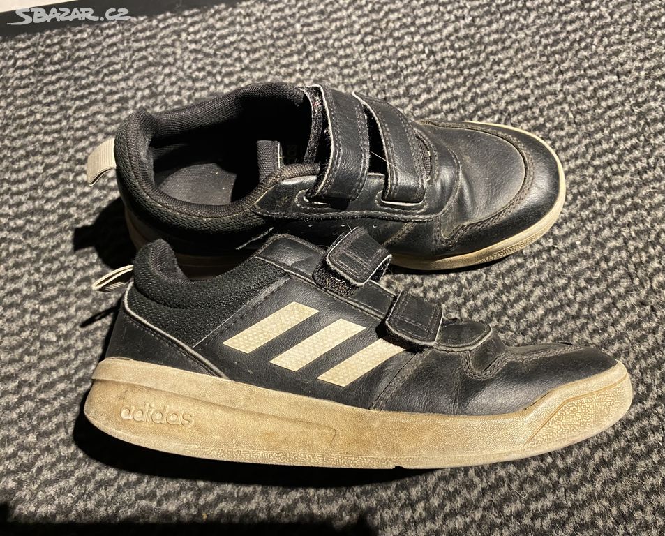 Celoroční boty adidas 32