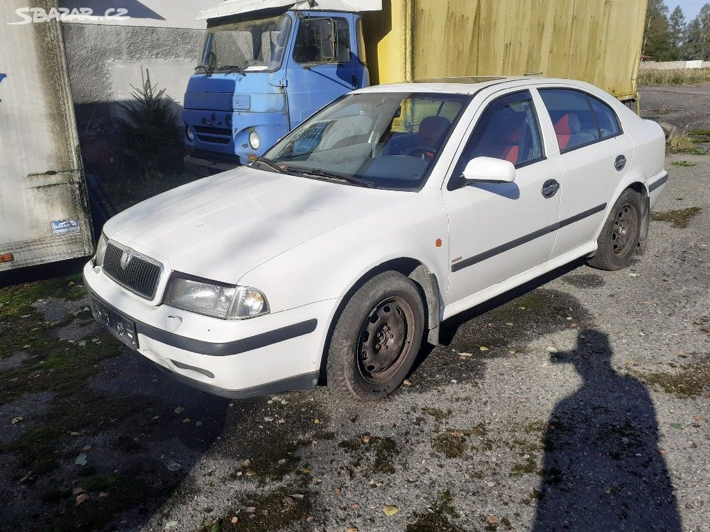 Škoda Octavia 1.8i benzín rok 1998