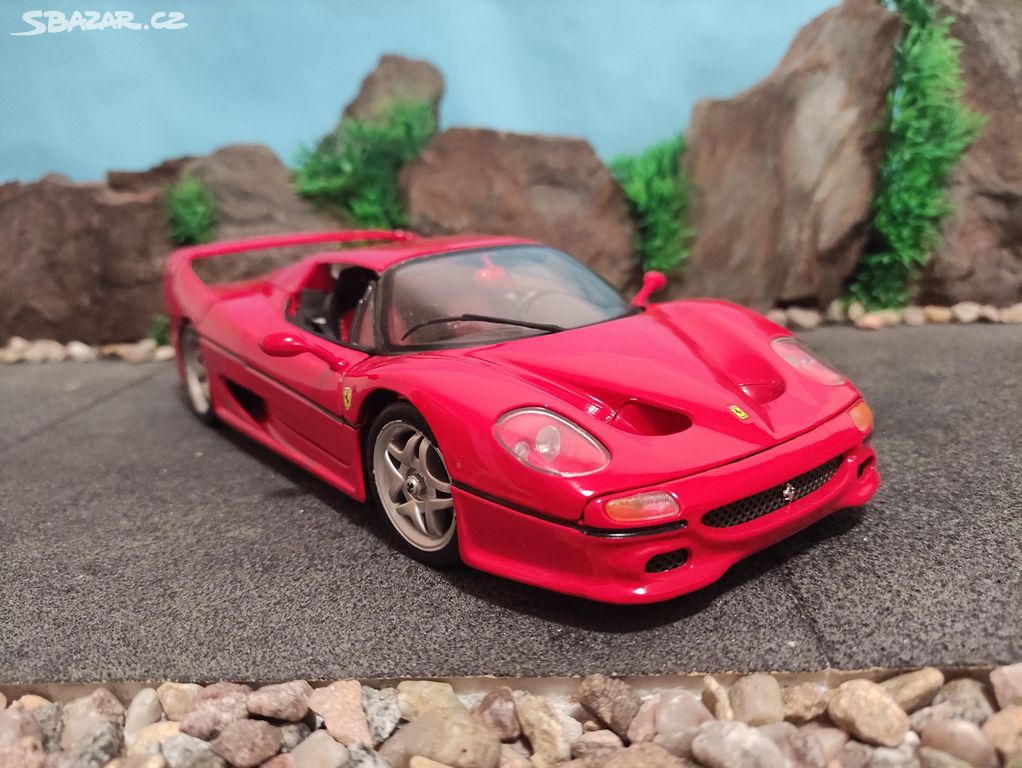 Prodám model 1:18 Ferrari F50 hard top