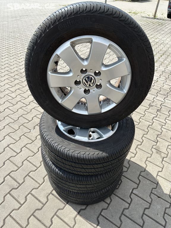 Kompletní alu VW T5 5x120r16+215/65r16 letní Conti