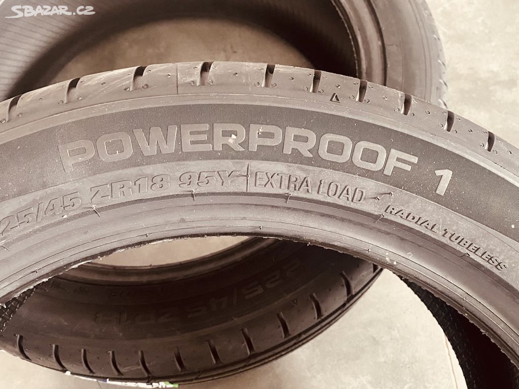 Letní pneu Nokian powerproof 225/45 ZR18 XL 4ks