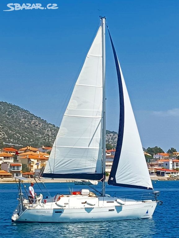 Pronájem plachetnice Beneteau Oceanis 331 VICTORIA