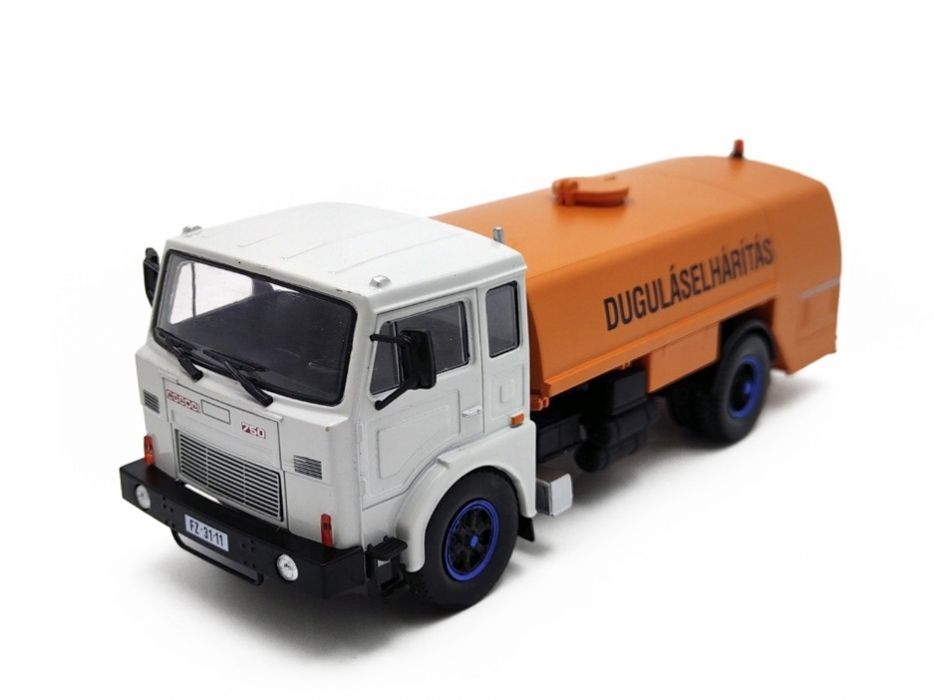 Model auta CSEPEL D-750 1:43 DeAgostini