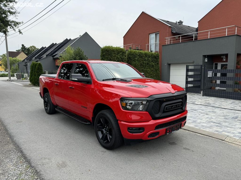 Dodge Ram, +CREWCAB+PENTASTAR+NIGHT EDIT+