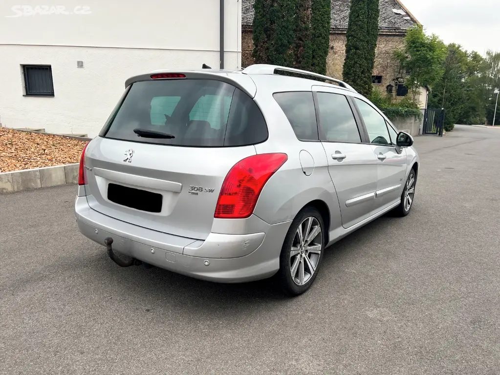 Peugeot 308 SW Exclusive 1.6HDi 82kW - fotka 5