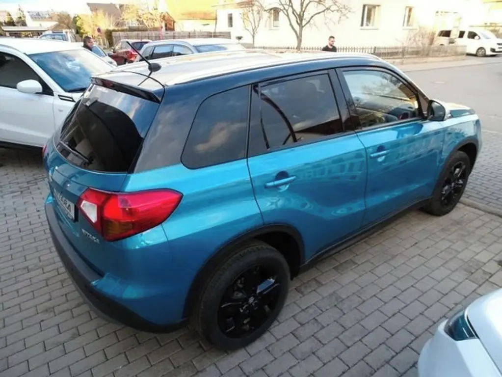 Suzuki Vitara 1.4 Boosterjet Comfort+ 4x2 - 140 PS - fotka 5