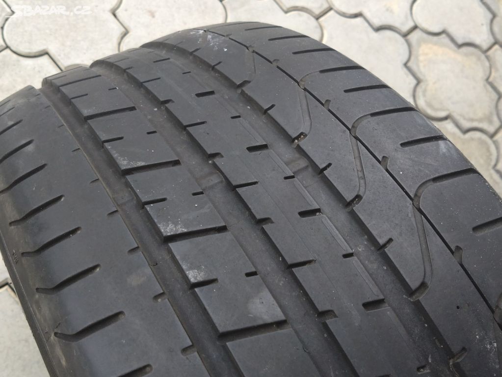 Prodám 2 letní pneu 255 35 19 PIRELLI vzorek 75%