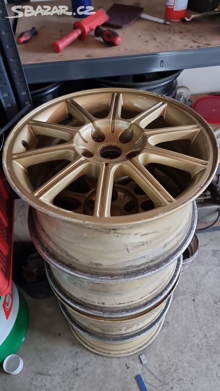 Alu kola subaru WRX STI 5x114,3 8jx18 et 53