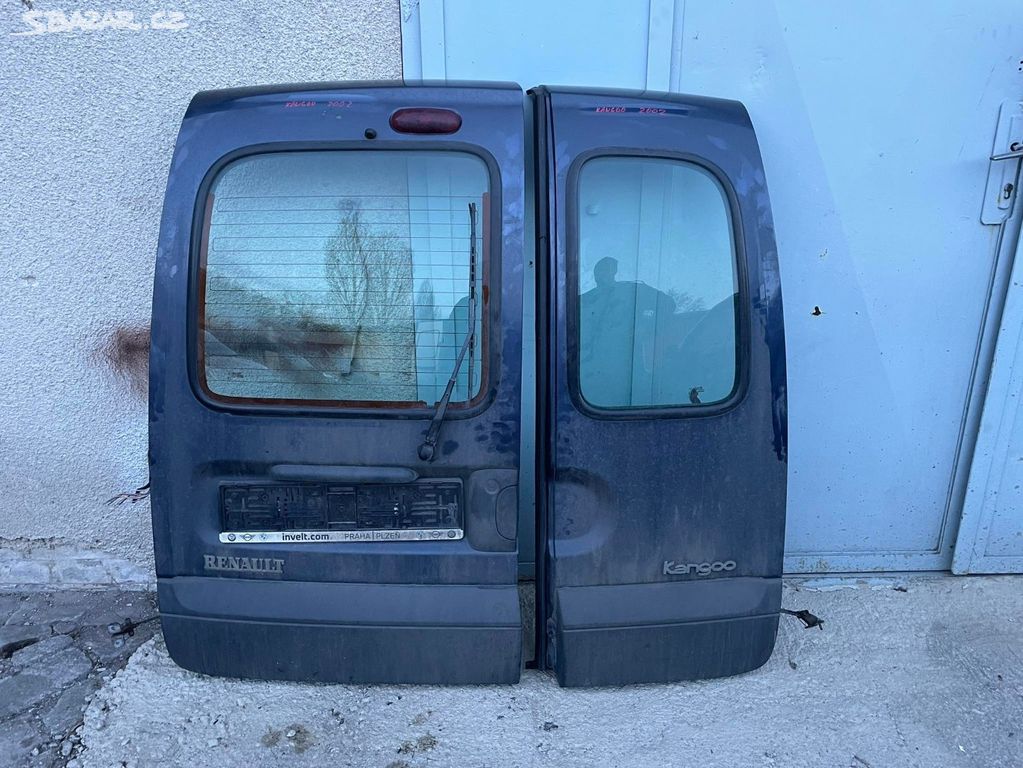 na Renault Kangoo 2002 zadní dveře