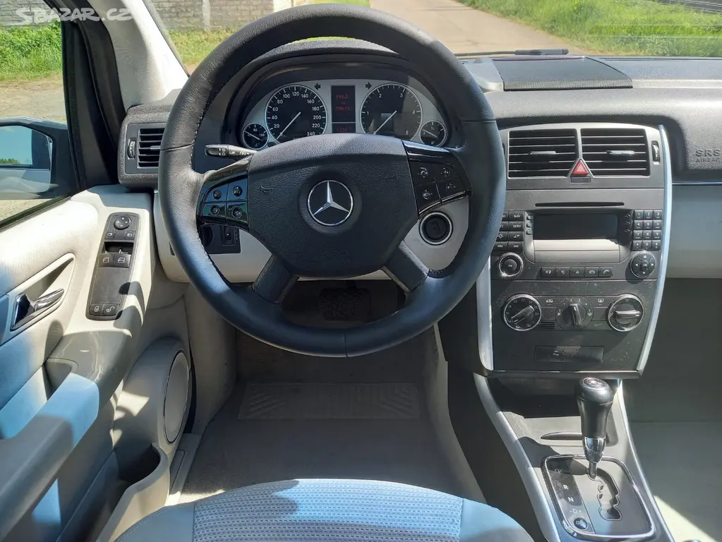 Mercedes-Benz Třídy B 200 CDI GPS NAVI AUTOMAT - fotka 5