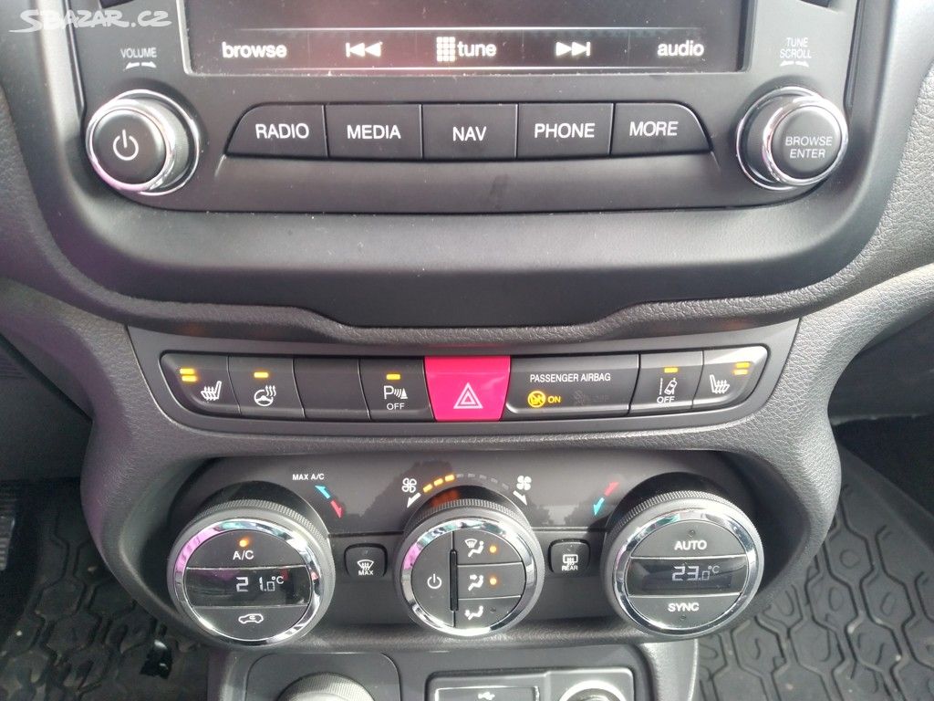 Jeep Renegade 2.0 D 4x4 MultiJet Limited 1.majitel Brno Sbazar.cz