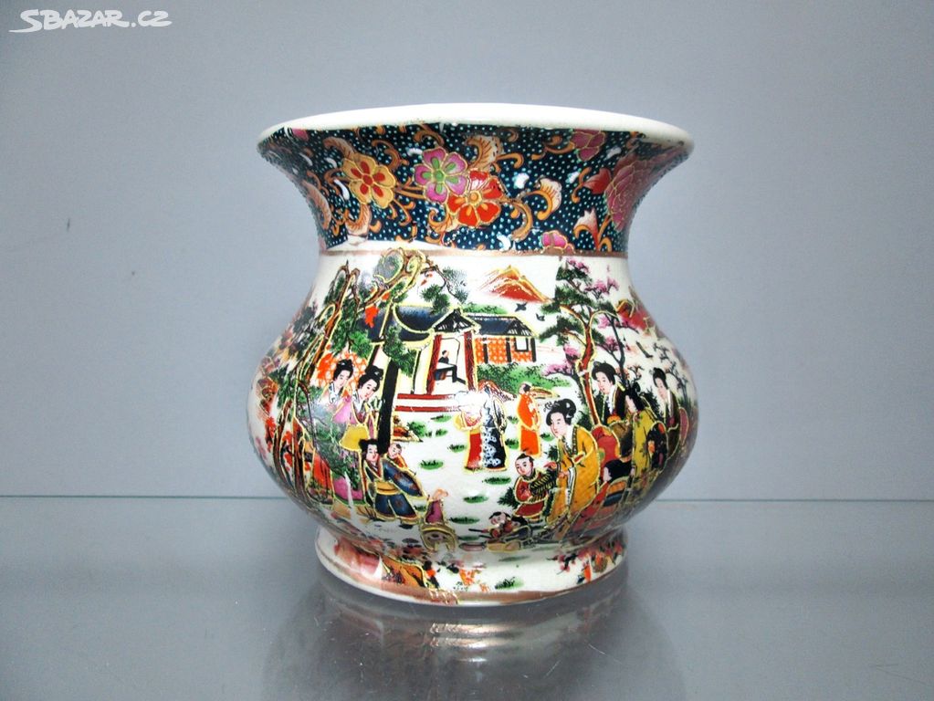 Váza satsuma Čína 70. léta min. stol.