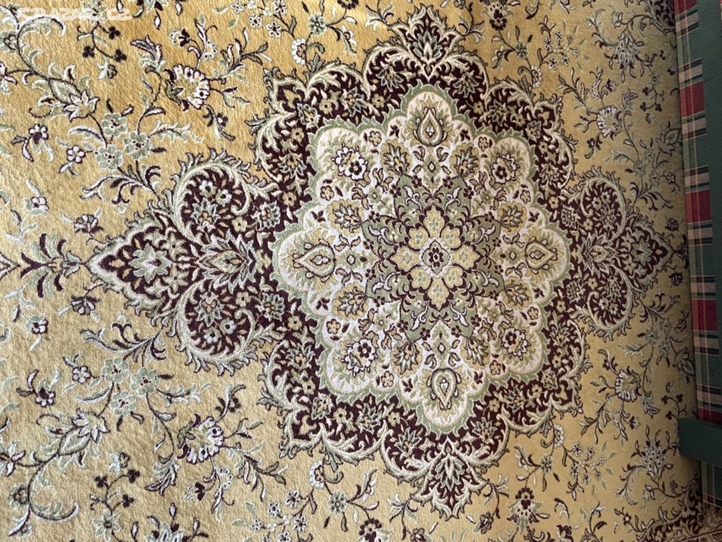 Pravý perský koberec