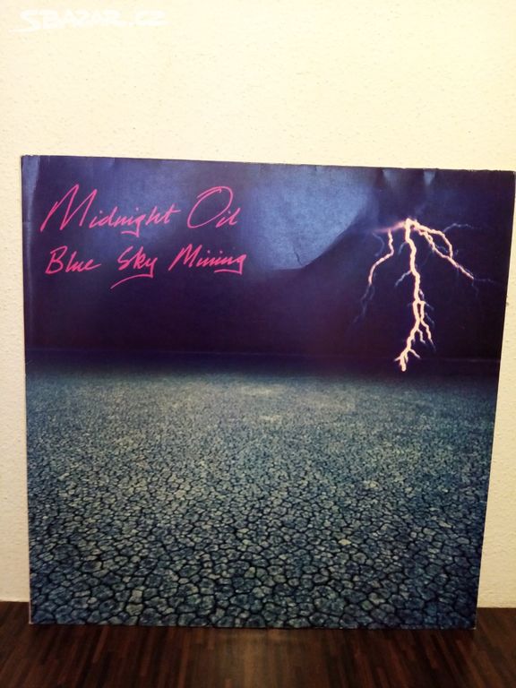 LP Midnight Oil - Blue Sky Mining 1. Press Cze.